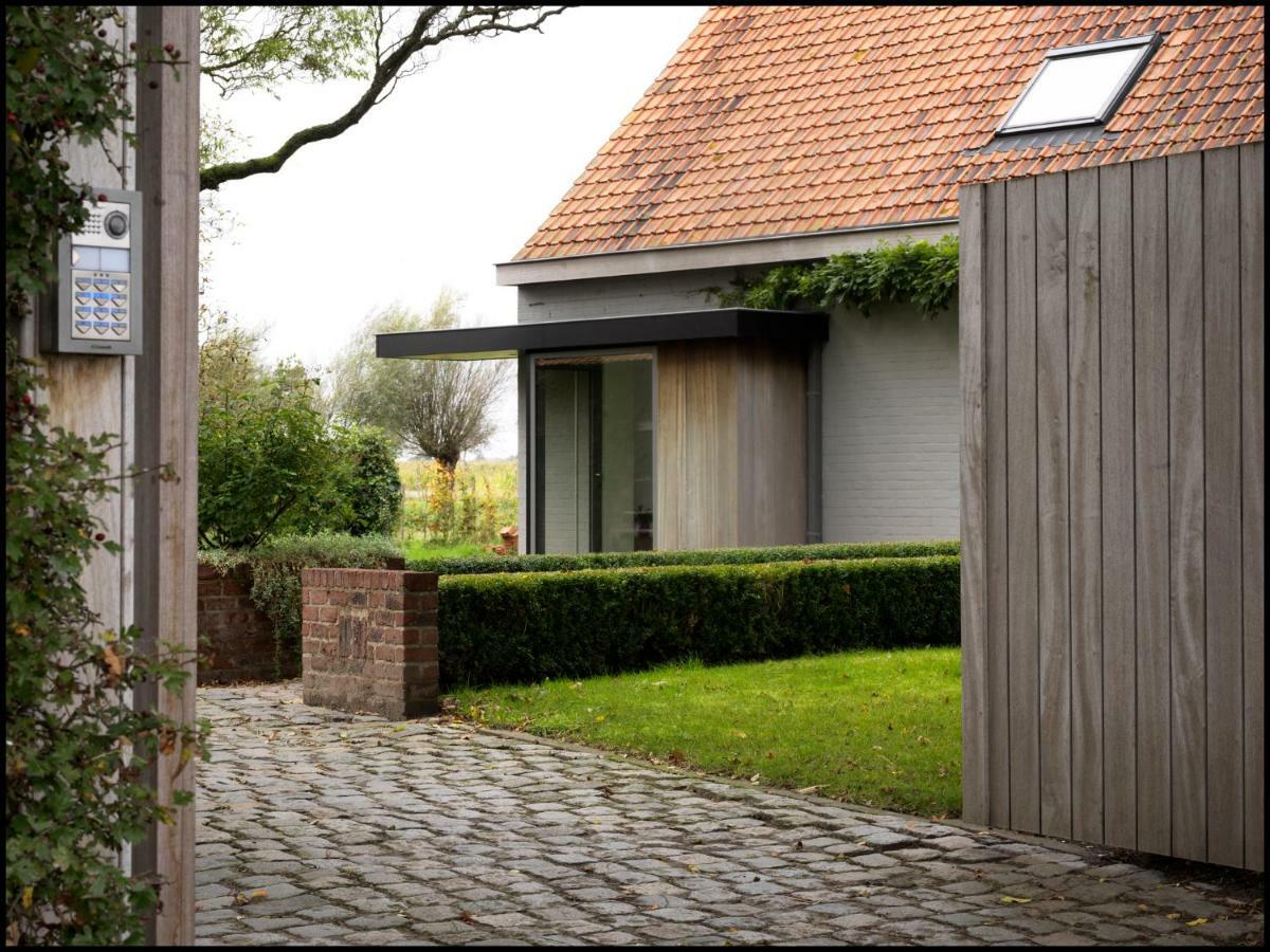 Rooseboom22 Bed and Breakfast Aartrijke Exteriör bild