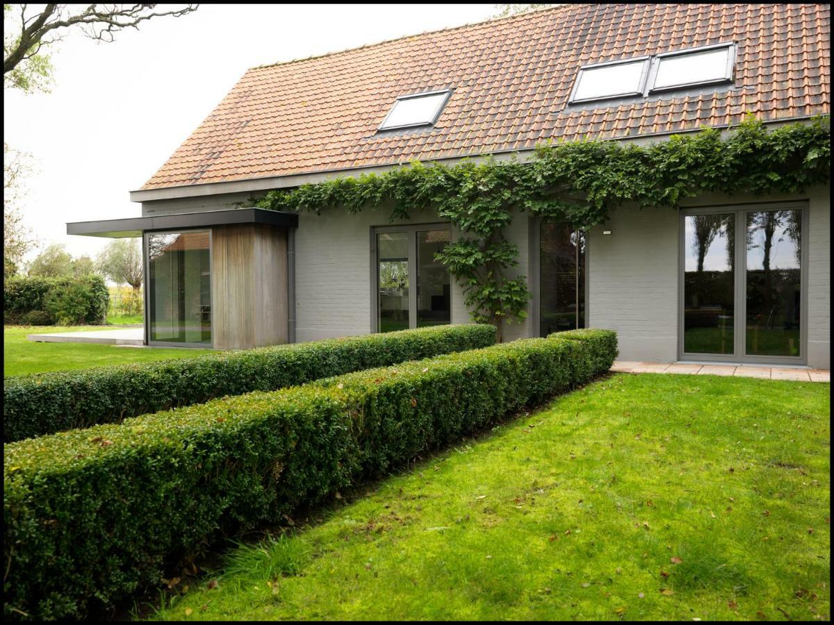 Rooseboom22 Bed and Breakfast Aartrijke Exteriör bild