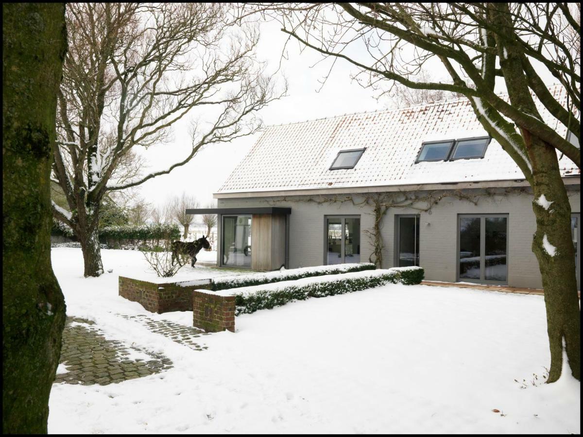 Rooseboom22 Bed and Breakfast Aartrijke Exteriör bild