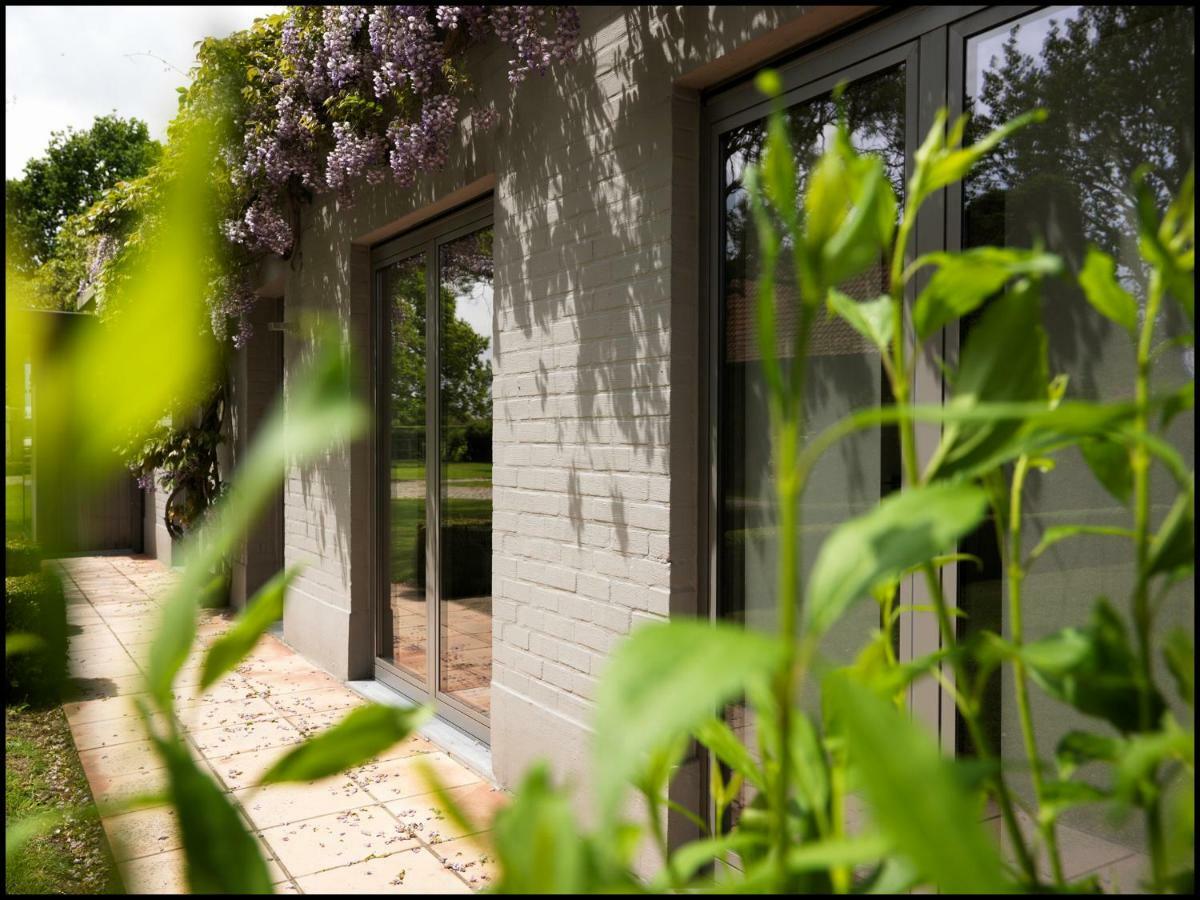 Rooseboom22 Bed and Breakfast Aartrijke Exteriör bild